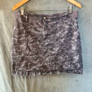 Levi’s Dark Gray Skort
